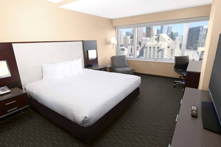 Room 77 of 266
