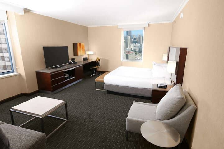 Room 131 of 266