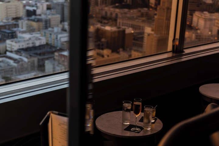 Lounge 211 of 266