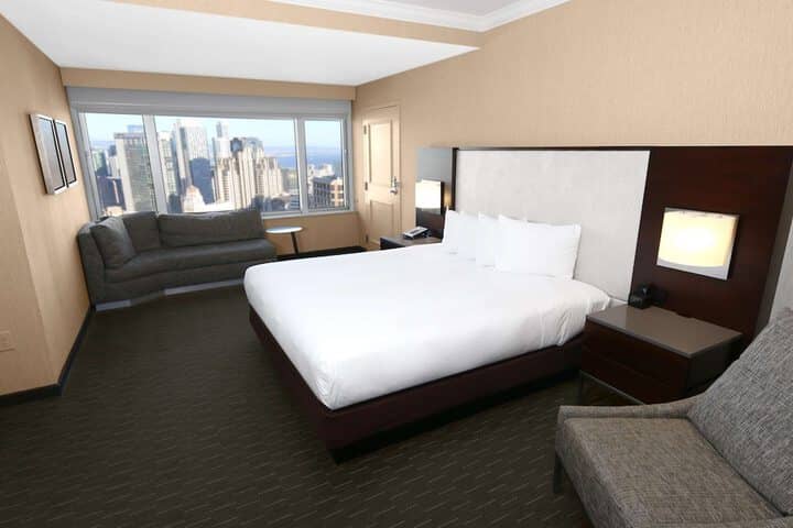 Room 64 of 266