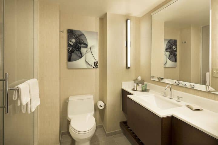 Room 146 of 266