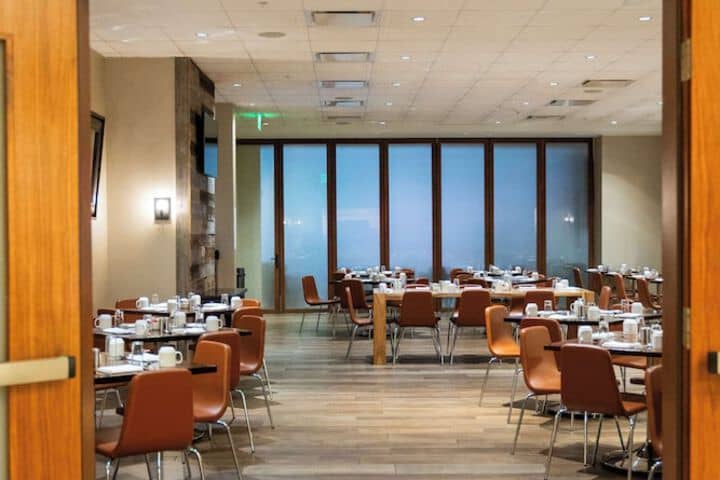 Dining 173 of 266