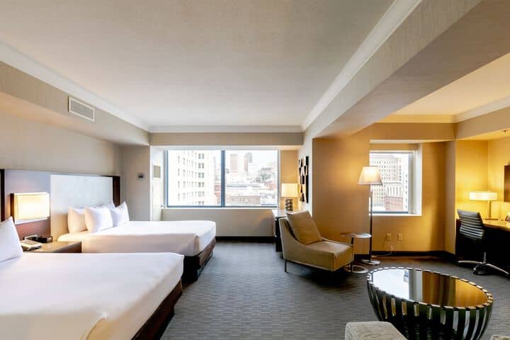 Room 25 of 266
